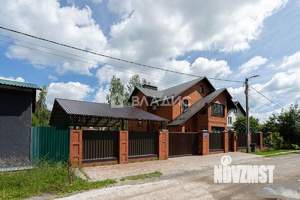 Дом 186м&sup2;, 2-этажный, участок 8 сот.  