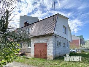 Дом 260м², 2-этажный, участок 6 сот.  