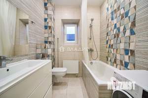 Дом 228м&sup2;, 3-этажный, участок 10 сот.  