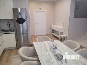 Таунхаус 200м², 3-этажный, участок 2 сот.  