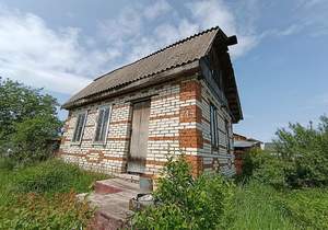 Дом 40м², 2-этажный, участок 6 сот.  