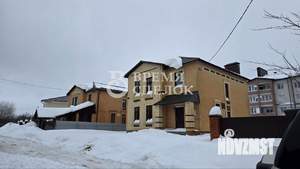 Дом 240м&sup2;, 3-этажный, участок 8 сот.  