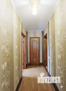 Дом 165м&sup2;, 3-этажный, участок 4 сот.  