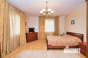 Дом 417м&sup2;, 4-этажный, участок 9 сот.  