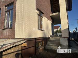 Дом 350м², 2-этажный, участок 5 сот.  