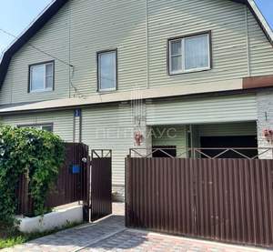 Дом 181м², 3-этажный, участок 7 сот.  