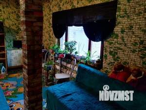 Дом 100м&sup2;, 2-этажный, участок 7 сот.  