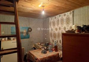 Дом 30м², 2-этажный, участок 6 сот.  