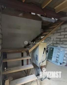 Дом 200м&sup2;, 2-этажный, участок 6 сот.  