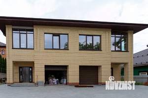 Таунхаус 305м&sup2;, 2-этажный, участок 5 сот.  