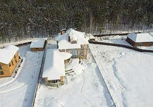 Дом 680м&sup2;, 3-этажный, участок 20 сот.  