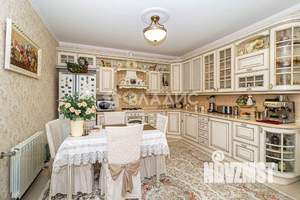 Таунхаус 320м², 4-этажный, участок 1 сот.  