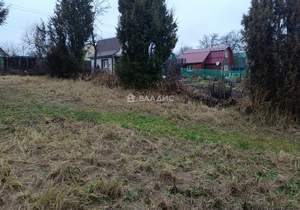 Дом 30м², 2-этажный, участок 6 сот.  