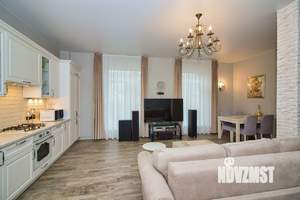 Таунхаус 110м², 2-этажный, участок 5 сот.  