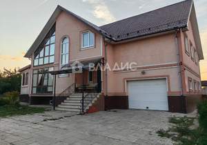 Дом 361м², 2-этажный, участок 17 сот.  