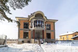 Дом 680м&sup2;, 3-этажный, участок 20 сот.  