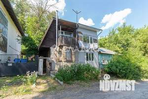 Дом 180м², 2-этажный, участок 10 сот.  