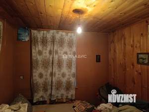 Дом 30м&sup2;, 2-этажный, участок 6 сот.  
