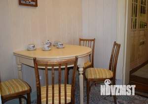 2-к квартира, посуточно, 52м2, 1/2 этаж