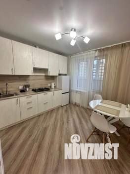 1-к квартира, посуточно, 37м2, 1/1 этаж