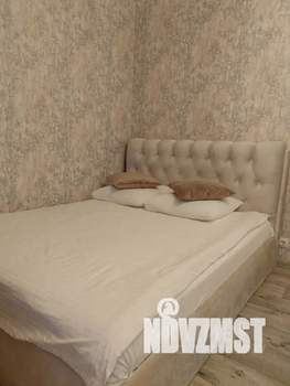 Студия квартира, посуточно, 30м2, 1/10 этаж