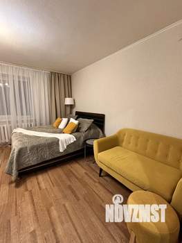 1-к квартира, посуточно, 40м2, 1/9 этаж