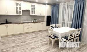 1-к квартира, посуточно, 53м2, 1/1 этаж