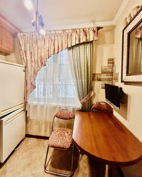 3-к квартира, на длительный срок, 56м2, 1/5 этаж