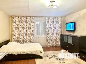 1-к квартира, посуточно, 45м2, 6/9 этаж