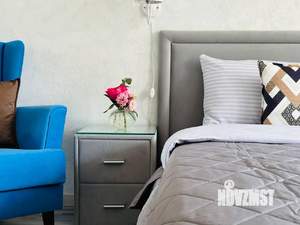 1-к квартира, посуточно, 43м2, 1/1 этаж