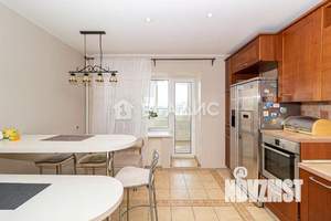 3-к квартира, на длительный срок, 105м2, 1/6 этаж