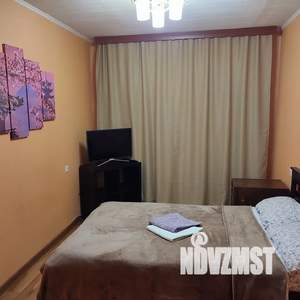 2-к квартира, посуточно, 47м2, 2/6 этаж