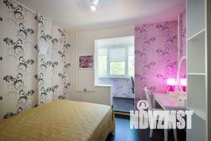 3-к квартира, посуточно, 72м2, 3/5 этаж