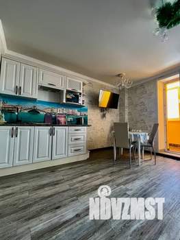 Студия квартира, посуточно, 44м2, 16/17 этаж