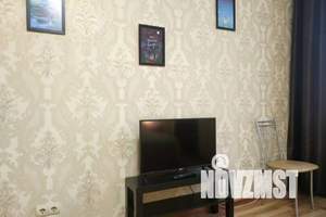 1-к квартира, посуточно, 50м2, 2/10 этаж