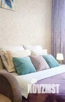 1-к квартира, посуточно, 42м2, 1/1 этаж