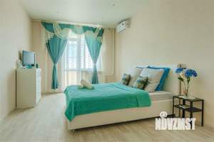 Студия квартира, посуточно, 60м2, 15/18 этаж