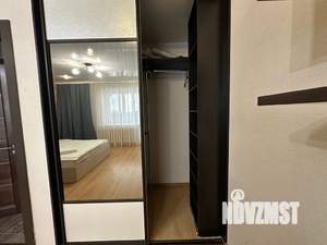 1-к квартира, посуточно, 42м2, 2/10 этаж