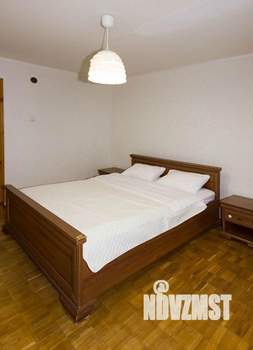 3-к квартира, посуточно, 94м2, 1/1 этаж