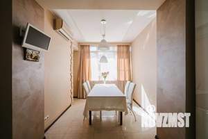 4-к квартира, посуточно, 195м2, 1/1 этаж