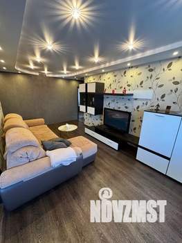 3-к квартира, посуточно, 57м2, 5/5 этаж