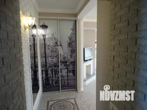 Студия квартира, посуточно, 43м2, 4/5 этаж