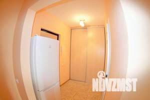 1-к квартира, посуточно, 45м2, 7/18 этаж