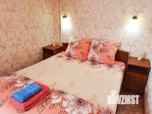 2-к квартира, посуточно, 45м2, 2/4 этаж