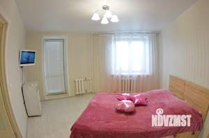 2-к квартира, посуточно, 75м2, 10/17 этаж