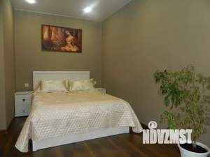 Студия квартира, посуточно, 33м2, 1/5 этаж