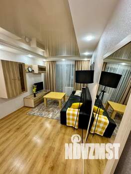 1-к квартира, посуточно, 48м2, 2/5 этаж