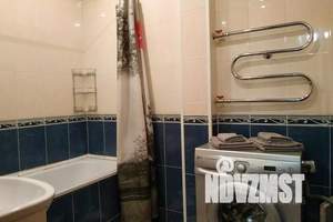 1-к квартира, посуточно, 50м2, 2/10 этаж