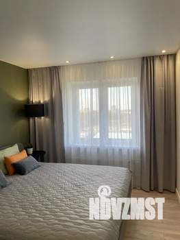 1-к квартира, посуточно, 40м2, 10/18 этаж