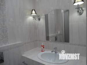 Студия квартира, посуточно, 43м2, 4/5 этаж